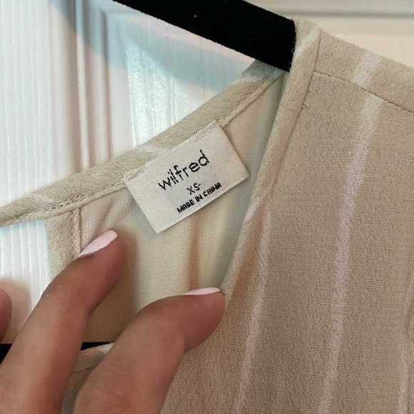 Wilfred Stripe Ruffle Sleeve Open Back Jumpsuit - Picture 5 of 11